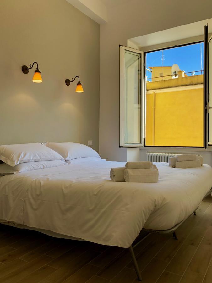 Termini Station Little House Apartment โรม ภายนอก รูปภาพ