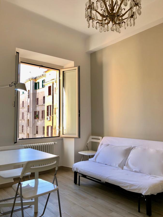 Termini Station Little House Apartment โรม ภายนอก รูปภาพ