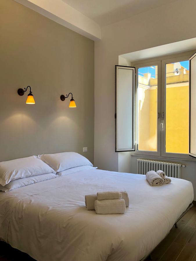 Termini Station Little House Apartment โรม ภายนอก รูปภาพ