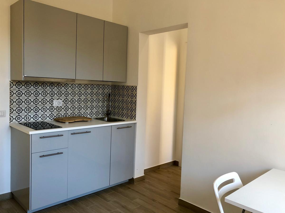 Termini Station Little House Apartment โรม ภายนอก รูปภาพ