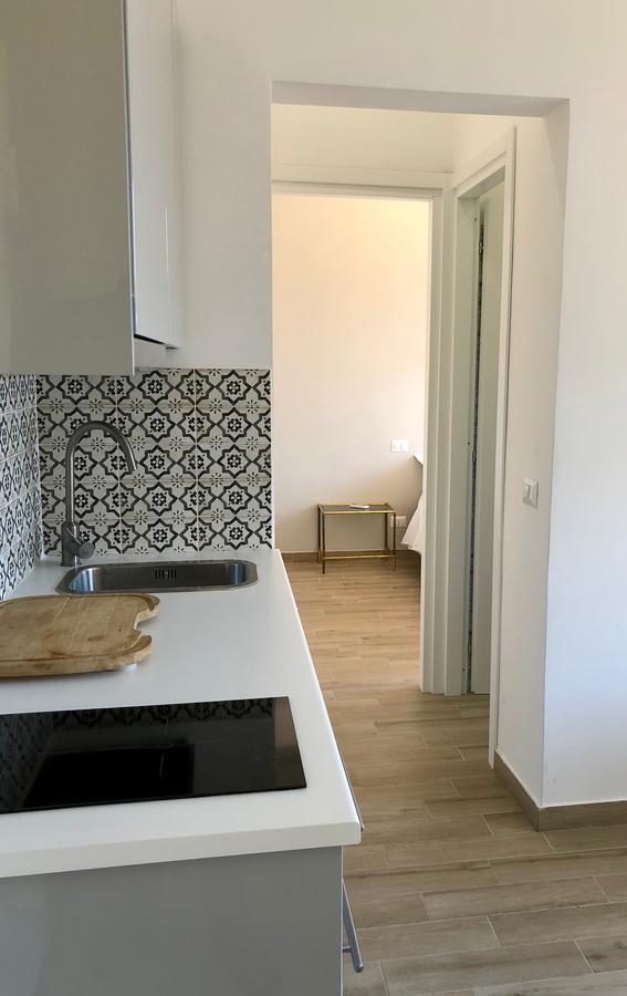Termini Station Little House Apartment โรม ภายนอก รูปภาพ